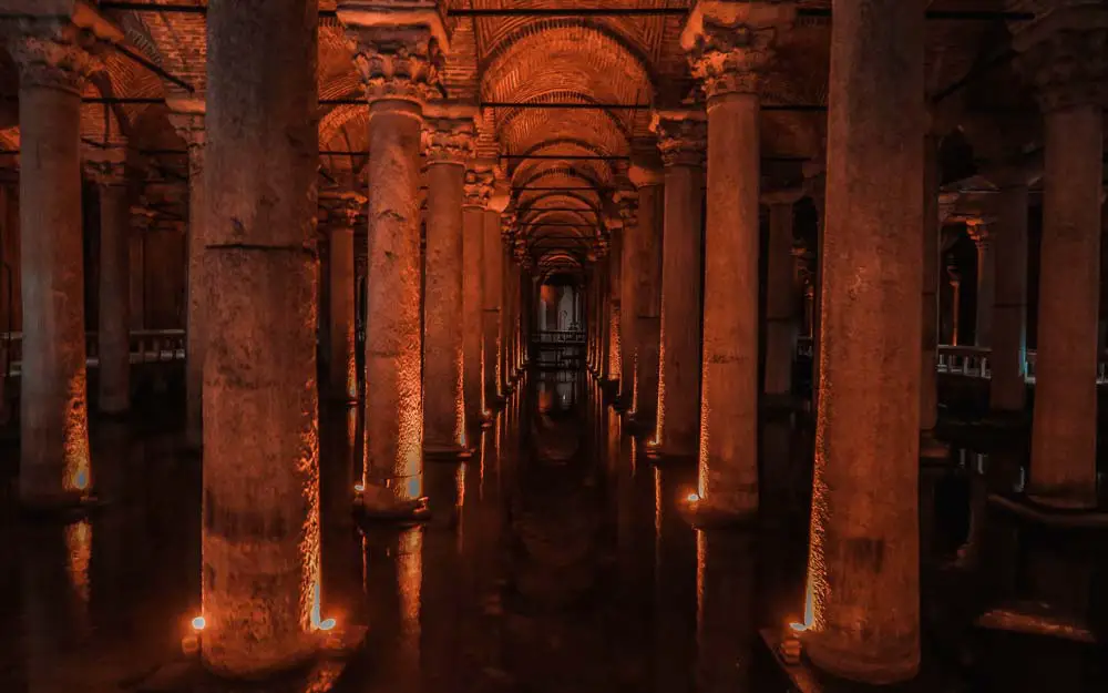 Säulen in der Cisterna Basilika in Istanbul