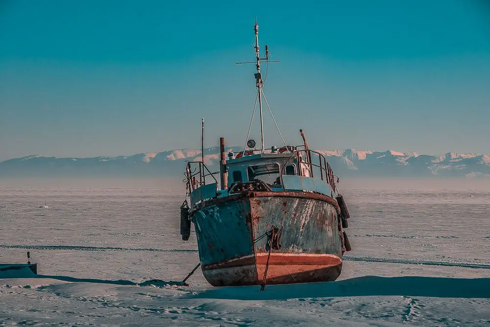 Zugefrorene Baikalsee im Winter