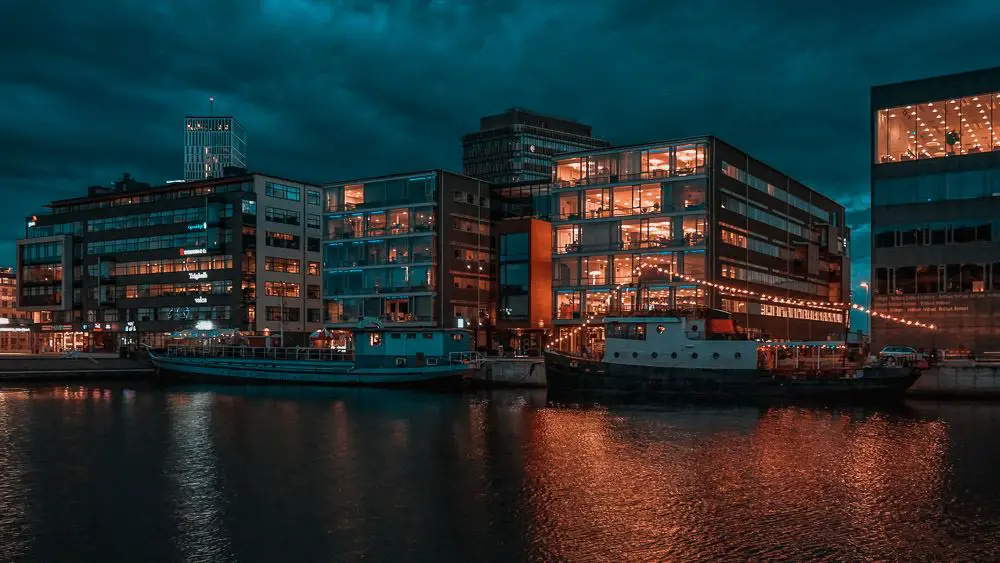 Hafen in Malmö in der Nacht