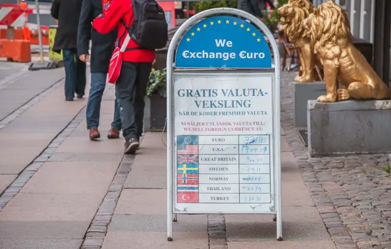 Bezahlen in Dänemark mit Karte, Euro & ohne Gebühren