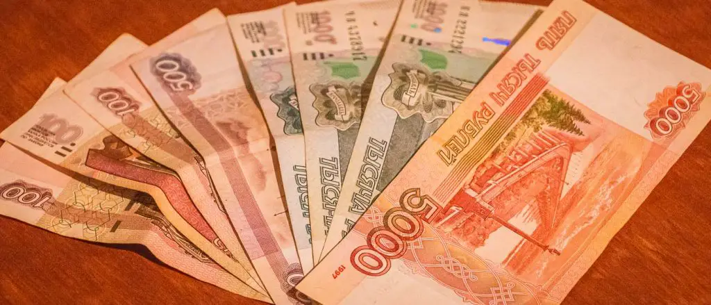 Geld Überweisen nach Russland: So sparst Du unnötige Gebühren!