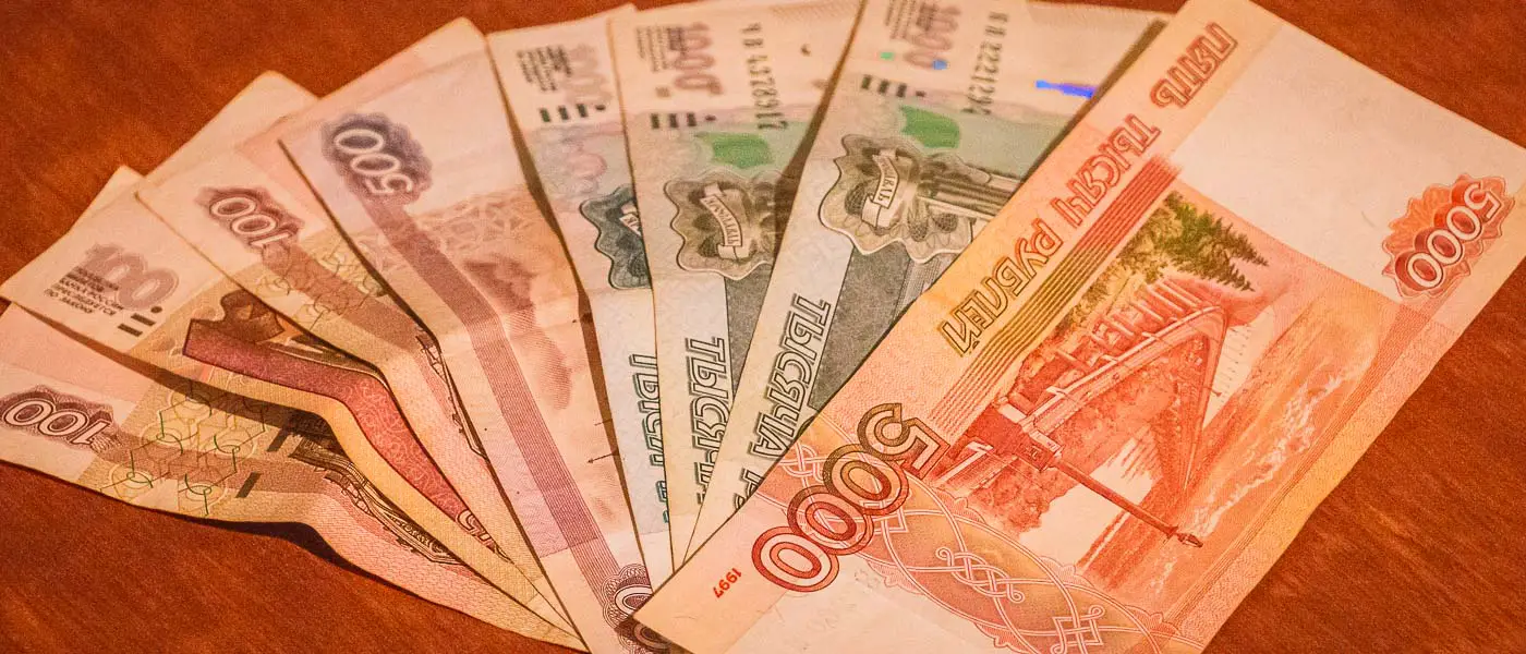 Geld Überweisen nach Russland: So sparst Du unnötige Gebühren!