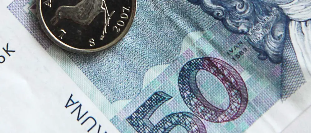 50 Kroatische Kuna Geldschein und eine Lipa Münze