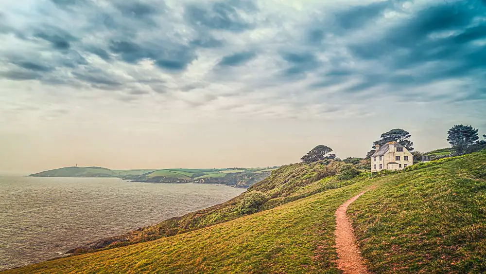 Haus, Meer und Landschaft in Cornwall