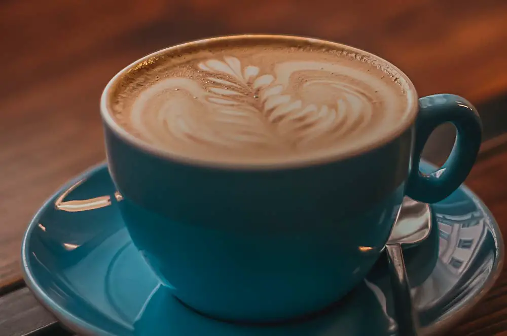 Kaffee in einer Tasse in Wien, Österreich