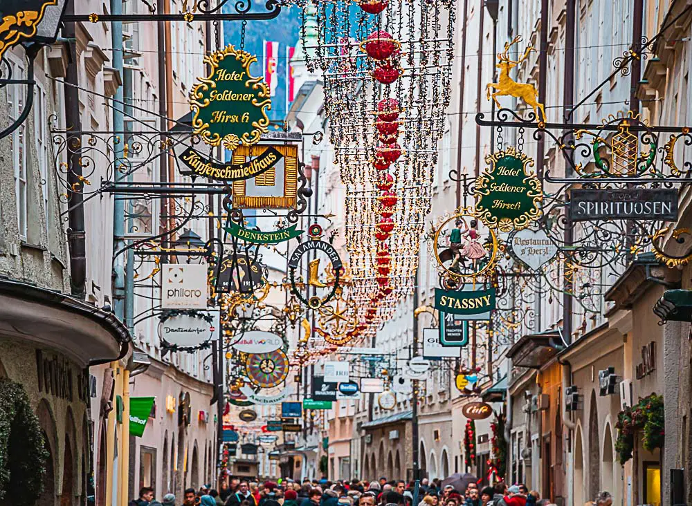 Getreidegasse in Salzburg in Österreich