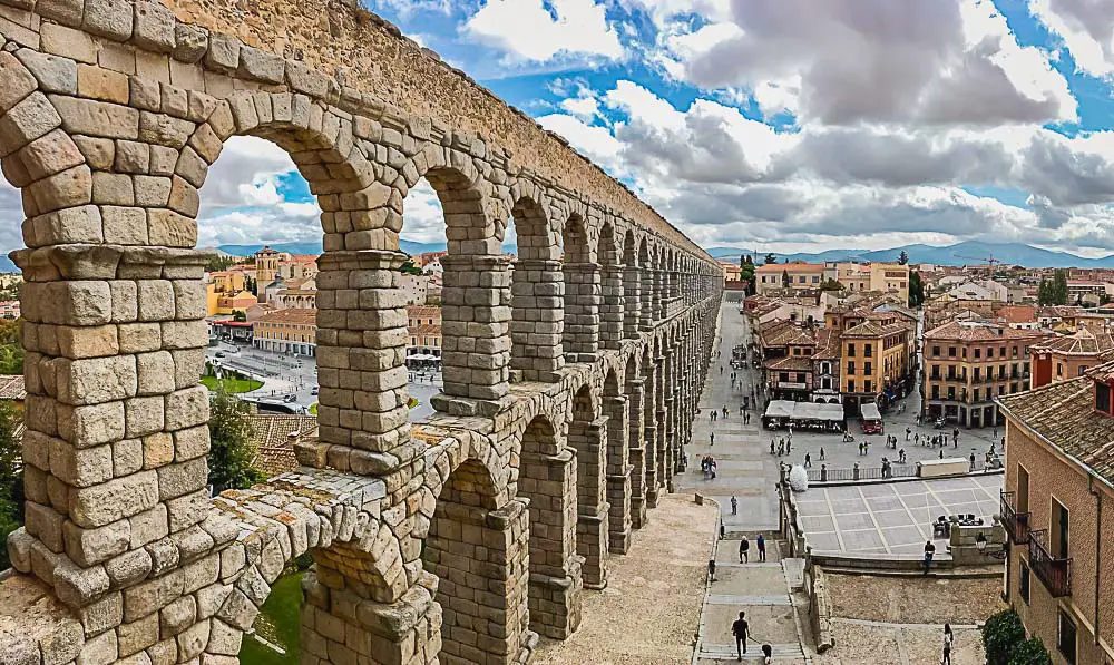 Aquädukt in Segovia in Spanien