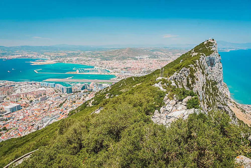 Felsen von Gibraltar in Großbritannien mit Blick auf Spanien
