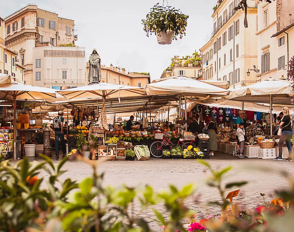 Markt mit Essen in Italien Markt mit Essen in Italien