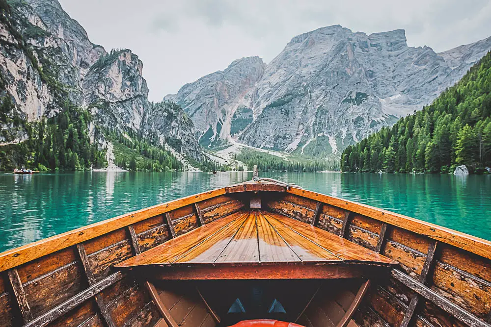 Prager Wildsee in Südtirol in Italien