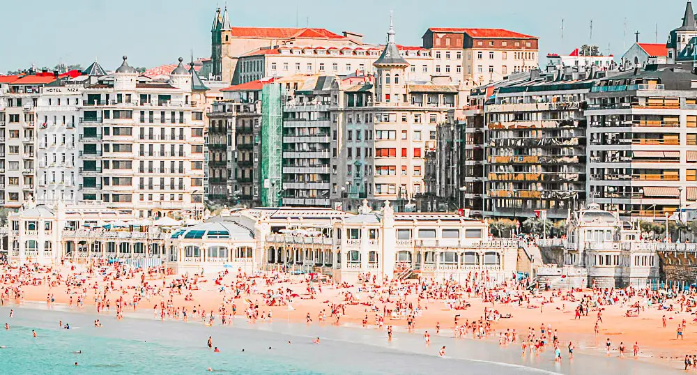 Strand in San Sebastian in Spanien