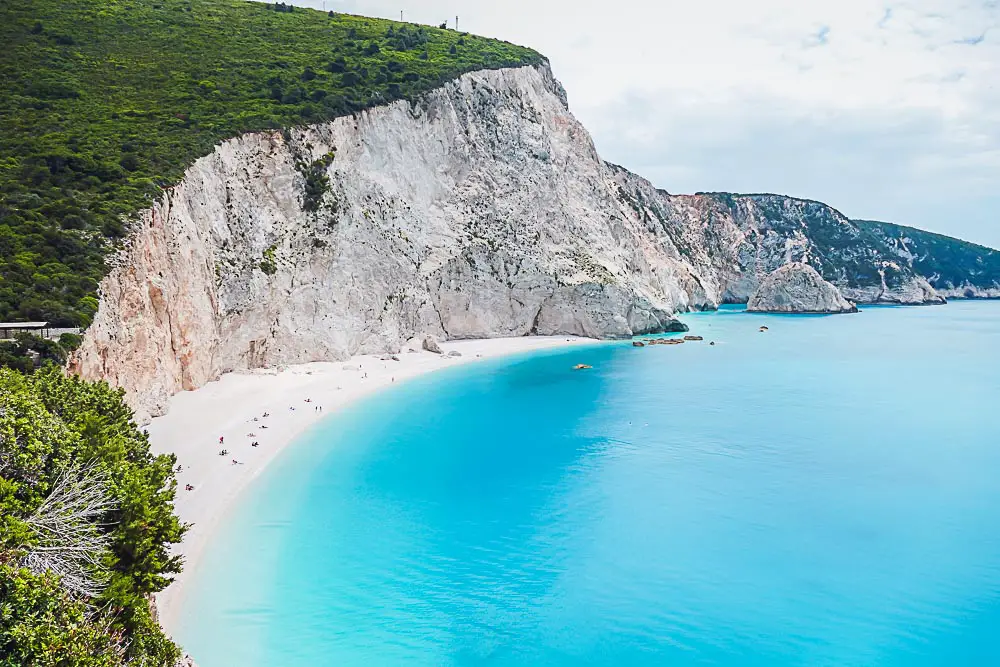 Porto Katsiki Sandstrand am Ufer der Insel Lefkada in Griechenland