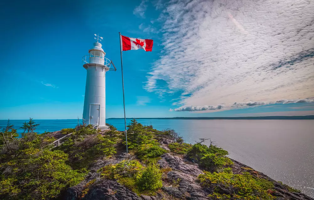 Leuchtturm an der Küste von Kanada