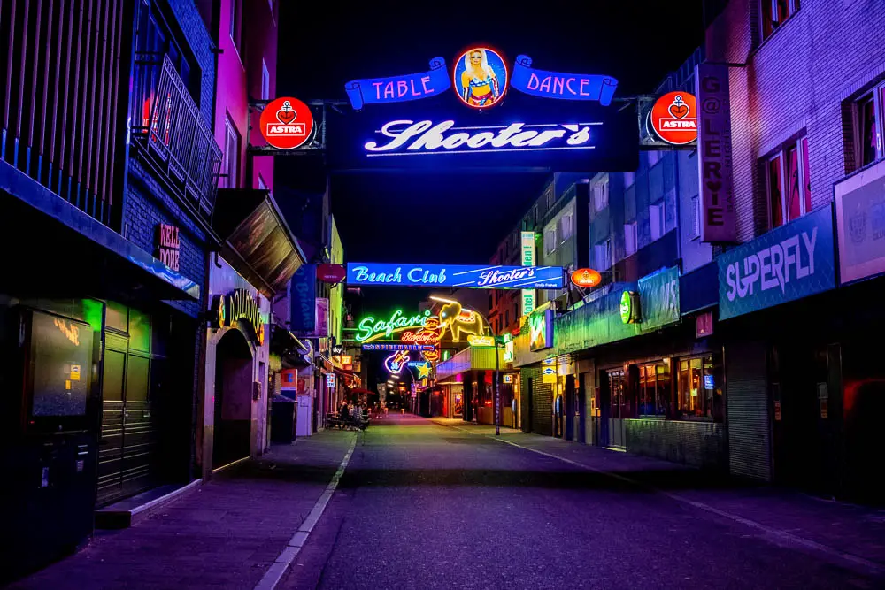 Große Freiheit Reeperbahn in Hamburg St Pauli in Deutschland