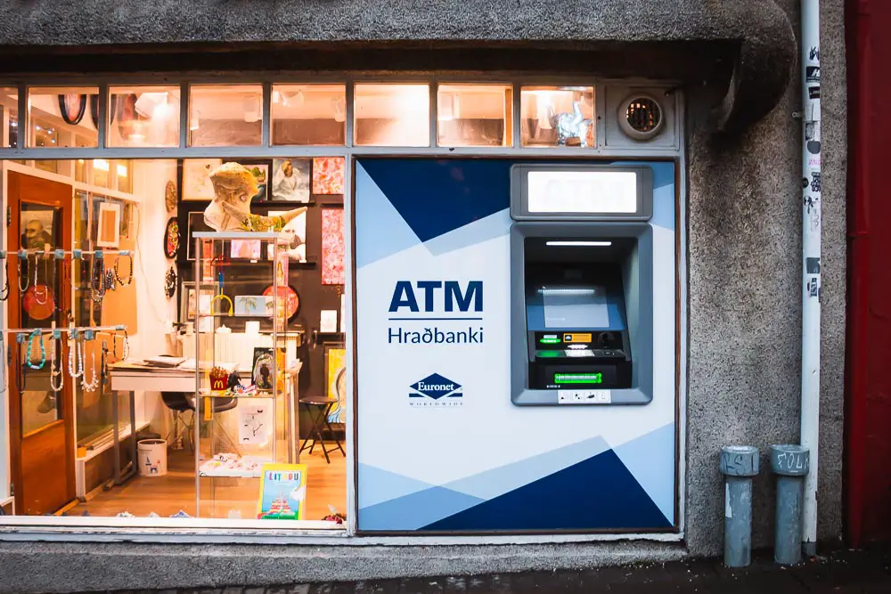 ATM Geldautomat Hradbanki in Island