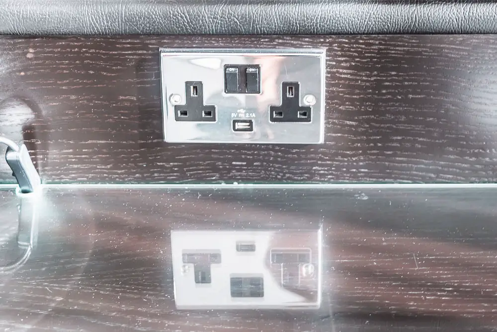 British Three Pin Steckdose in einem Hotel British Three Pin Steckdose in einem Hotel