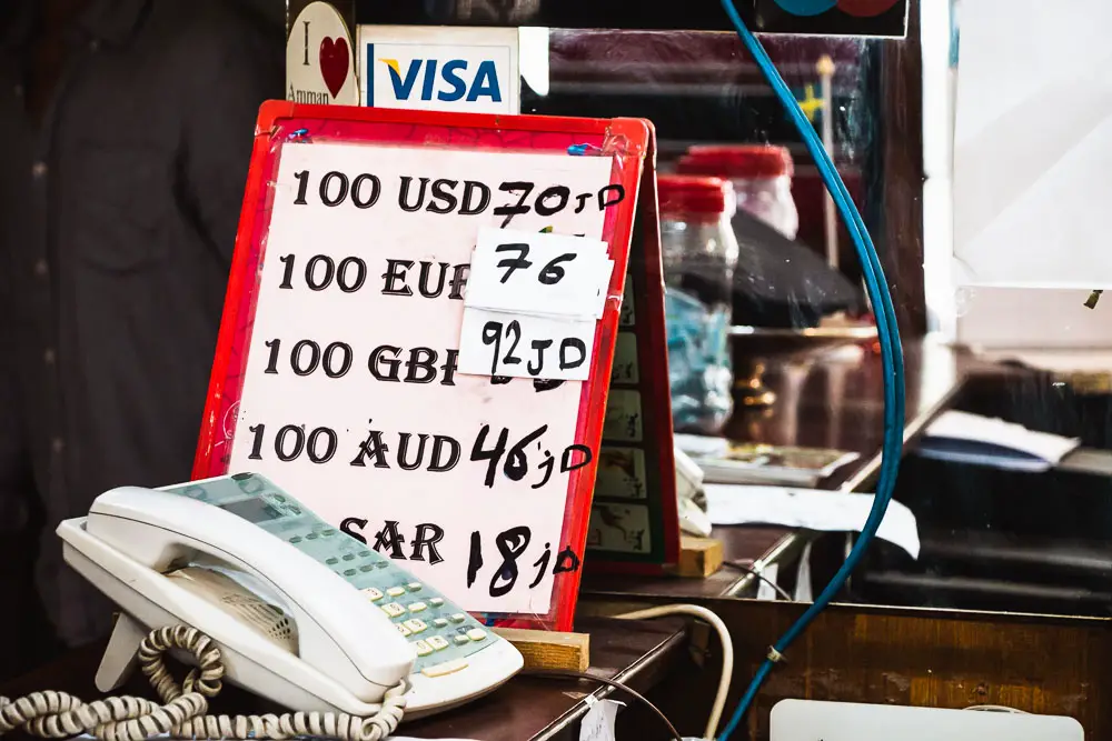 Wechselkurs in einem Laden in Jordanien