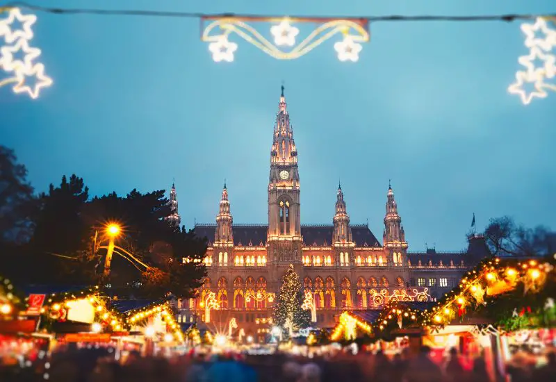 Wien Weihnachtsmarkt am Rathaus in Österreich