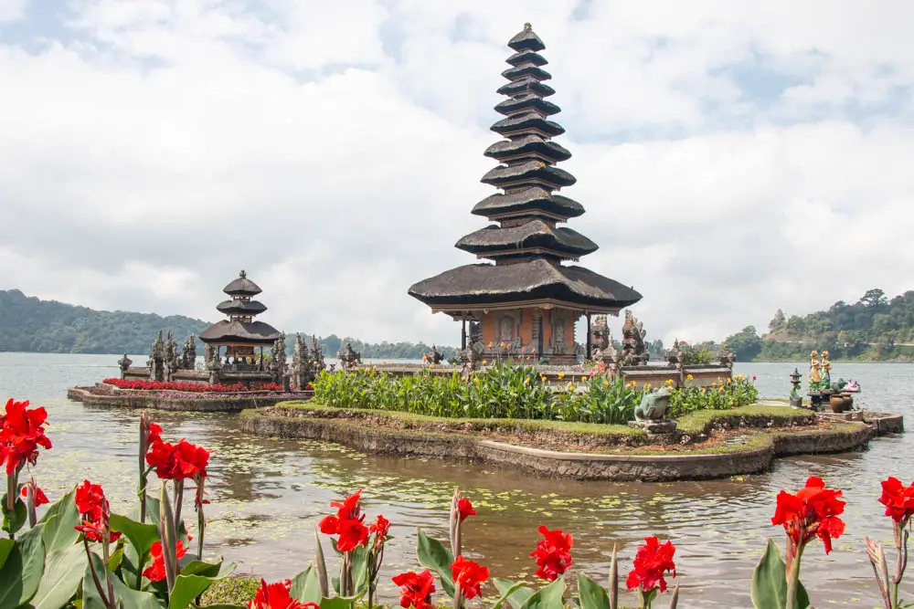 Pura Ulun Danu Bratan Tempel auf Bali in Indonesien