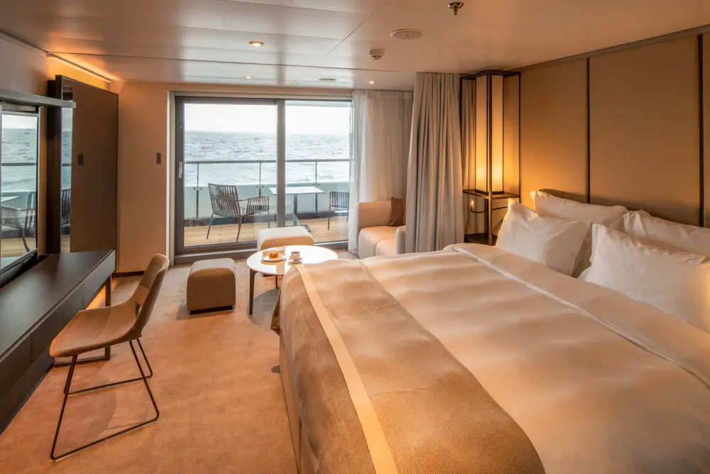 Suite Scenic Eclipse mit Balkon mit Blick auf die Antarktis