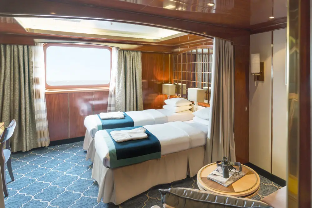 Classic Suite auf der MV Sea Spirit von Poseidon Expeditons Classic Suite auf der MV Sea Spirit von Poseidon Expeditons