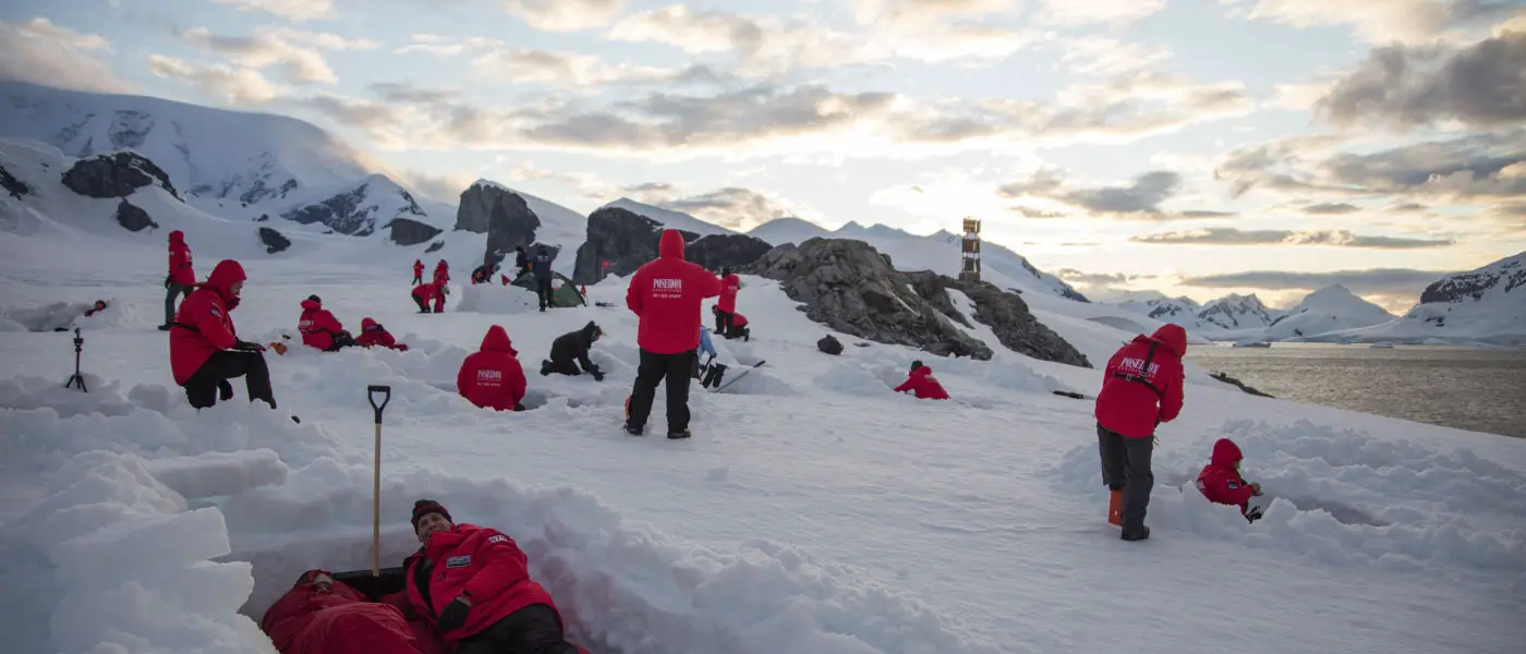 Antarktis Camping: Buche eine Nacht im Zelt oder Biwak © Holger Leue / Poseidon Expeditions