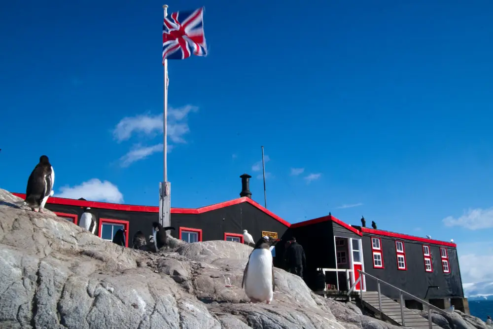 Port Lockroy in der Antarktis