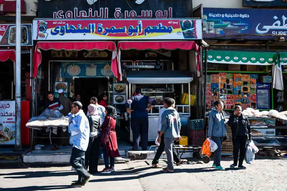 Shops im Zentrum von Hurghada in Ägypten